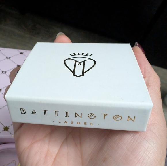 Barrington Monroe lashes - Picture 4 of 4